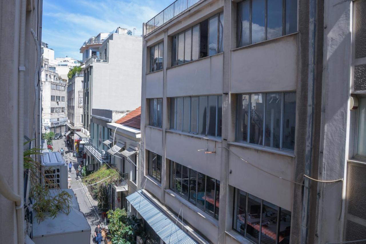 Virginia'S Boutique Apartments Athens Exterior photo
