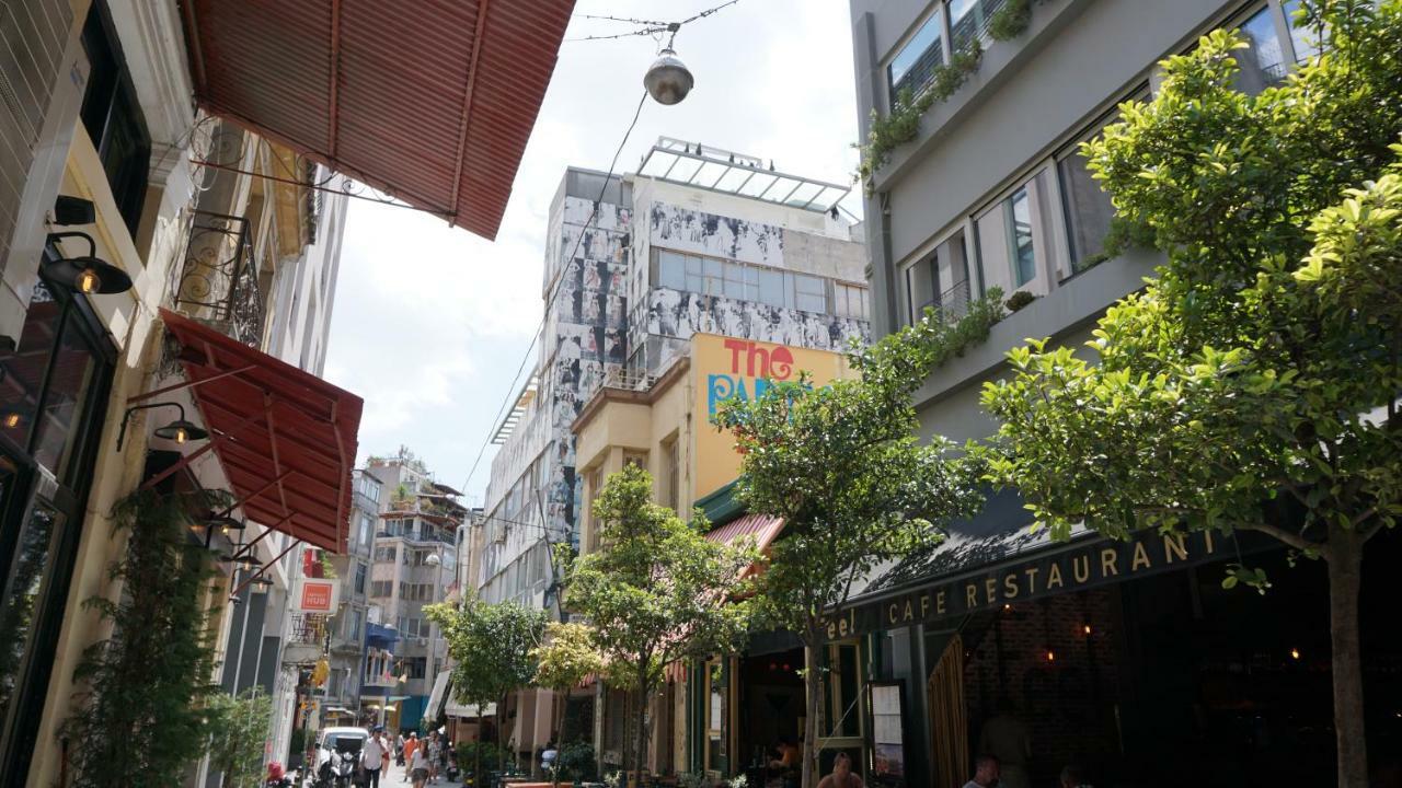Virginia'S Boutique Apartments Athens Exterior photo